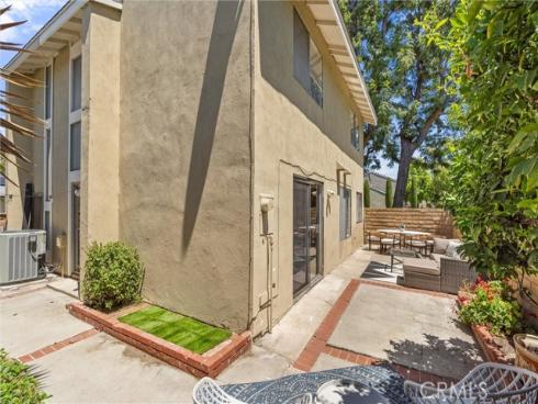12  Tortoise Shell  , Irvine, CA