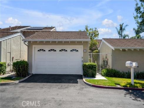 26  Acorn #18  , Irvine, CA