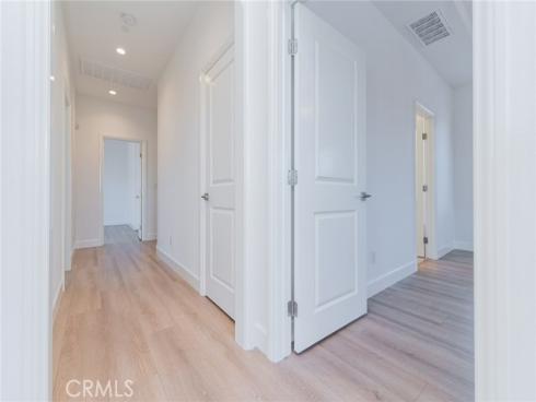 60 Quentin , Irvine, CA