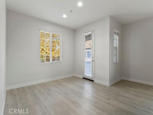 20  Leucadia  , Irvine, CA