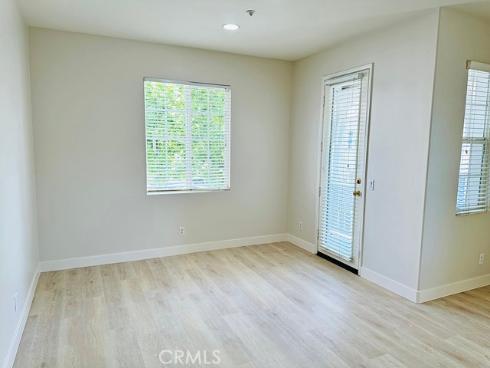 20  Leucadia  , Irvine, CA