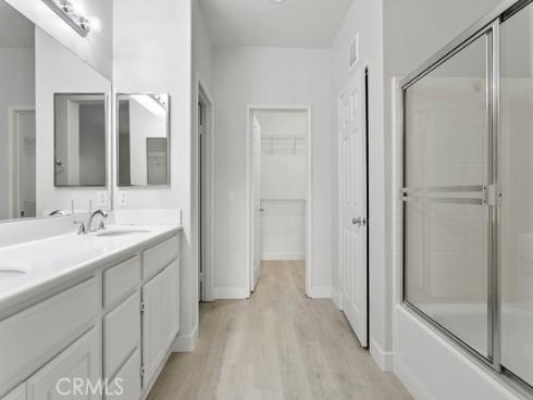 20  Leucadia  , Irvine, CA