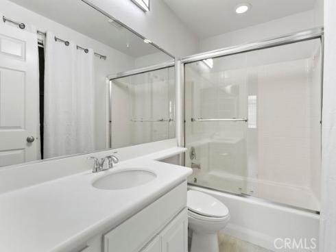 20  Leucadia  , Irvine, CA