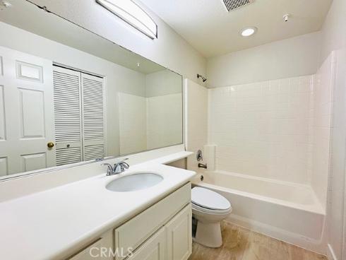 20  Leucadia  , Irvine, CA