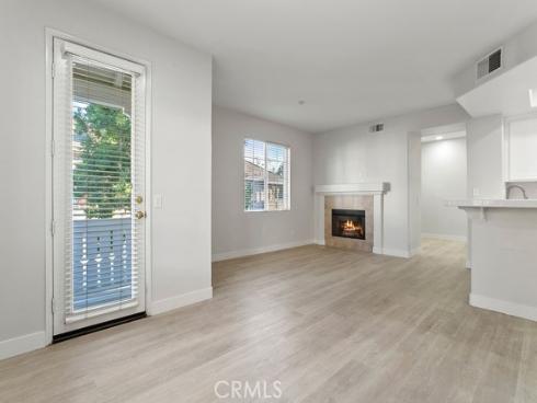 20  Leucadia  , Irvine, CA