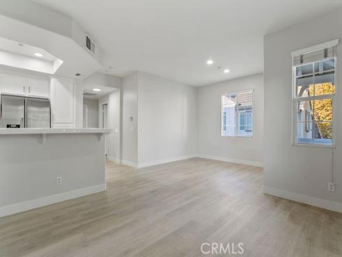 20  Leucadia  , Irvine, CA