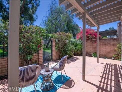 3  Willow Tree  , Irvine, CA