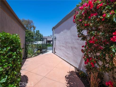 3  Willow Tree  , Irvine, CA