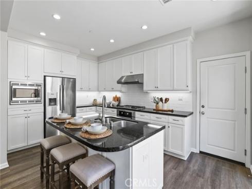 71 Emerald Clover , Irvine, CA