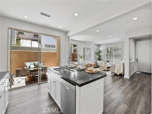 71 Emerald Clover , Irvine, CA