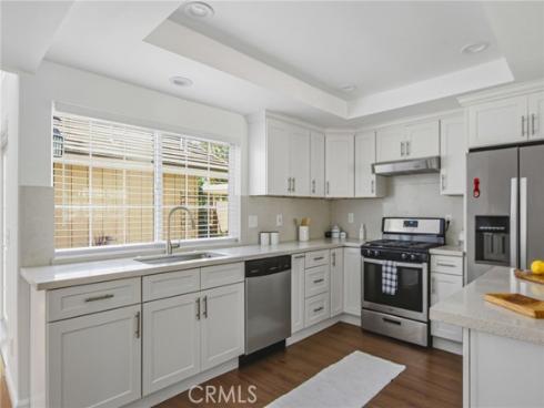 4981 Paseo Segovia , Irvine, CA
