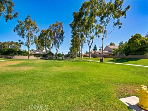 4981 Paseo Segovia , Irvine, CA