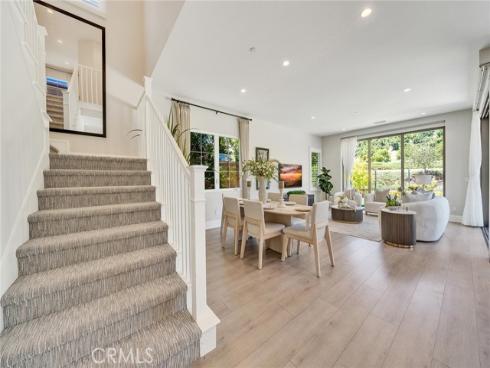 152 Statura , Irvine, CA