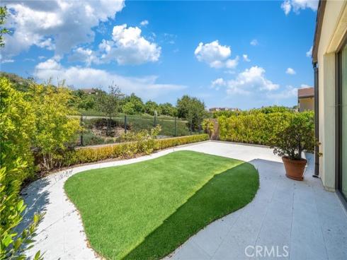 152 Statura , Irvine, CA