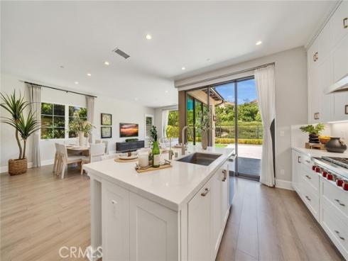 152 Statura , Irvine, CA