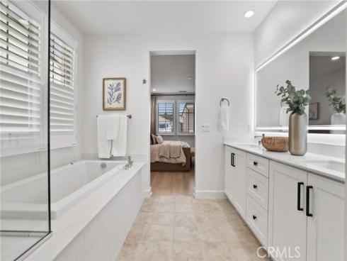 138 Jayhawk , Irvine, CA