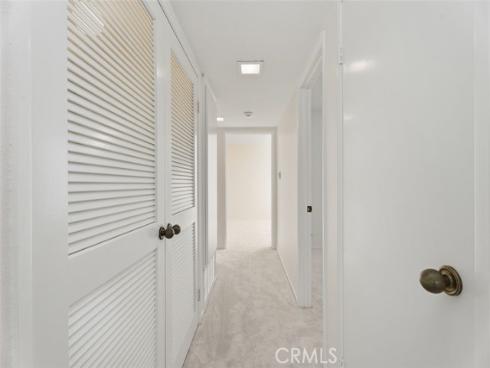 34 Exeter , Irvine, CA