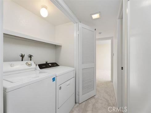 34 Exeter , Irvine, CA