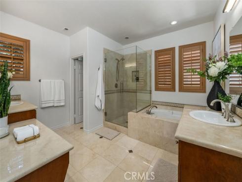 95 Canopy , Irvine, CA