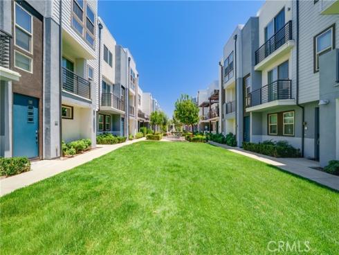 315  Placemark  , Irvine, CA