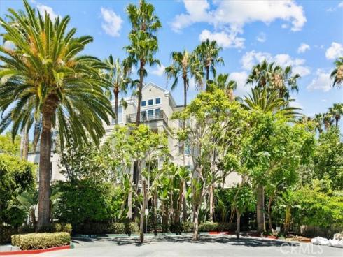 2253 Martin 207 , Irvine, CA