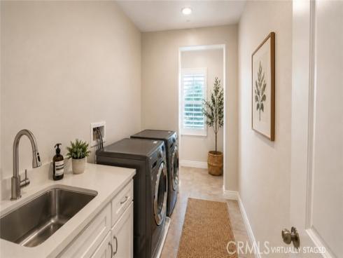 126  Cordial  , Irvine, CA