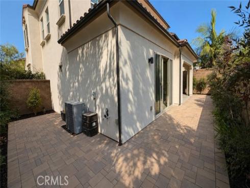 126  Cordial  , Irvine, CA