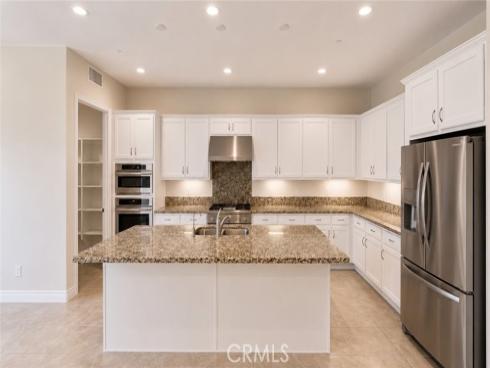 126  Cordial  , Irvine, CA