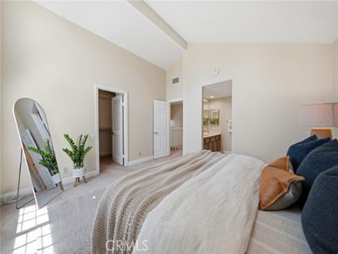 5 Eden , Irvine, CA