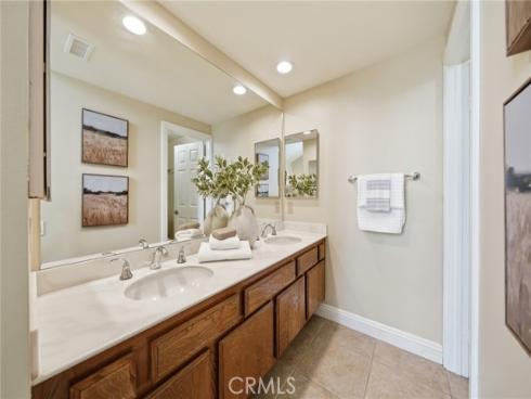 5 Eden , Irvine, CA