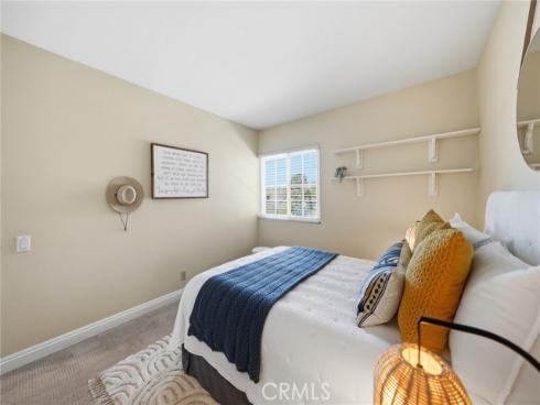 5 Eden , Irvine, CA