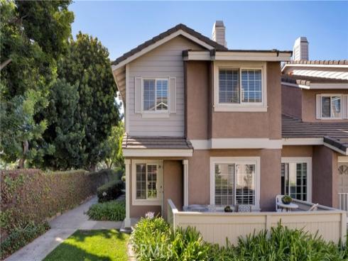 24  Christamon  , Irvine, CA