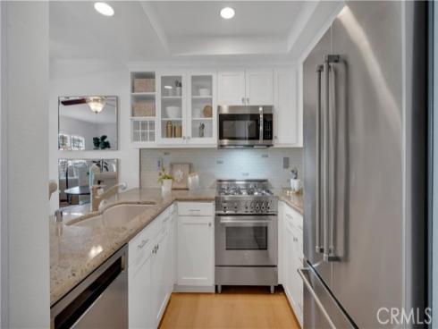 24  Christamon  , Irvine, CA