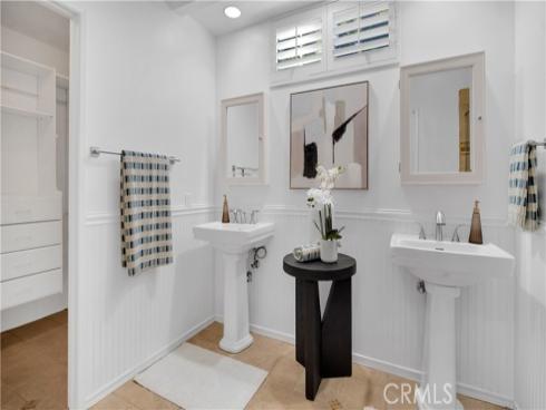 24  Christamon  , Irvine, CA