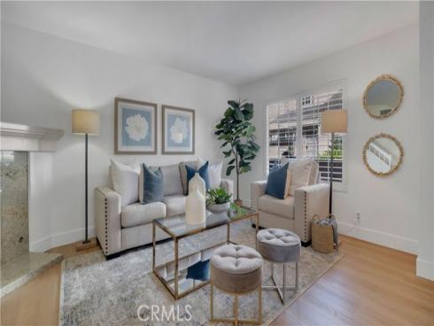 24  Christamon  , Irvine, CA