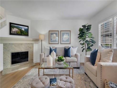 24  Christamon  , Irvine, CA