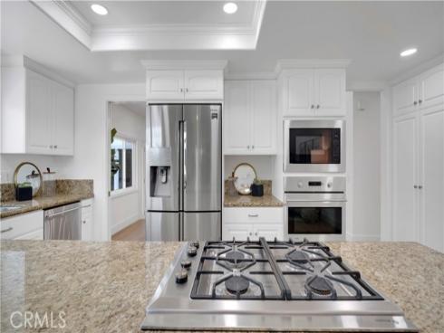 32 Deerwood E , Irvine, CA