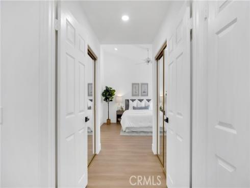 32 Deerwood E , Irvine, CA