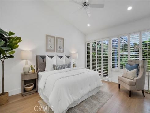 32 Deerwood E , Irvine, CA