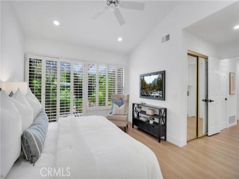 32 Deerwood E , Irvine, CA