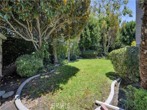 32 Deerwood E , Irvine, CA