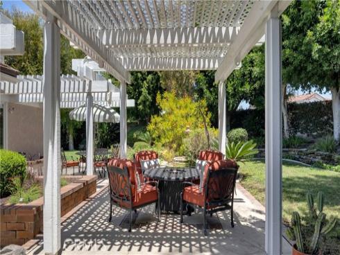 32 Deerwood E , Irvine, CA