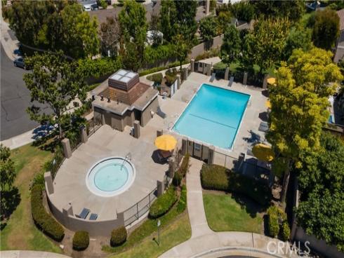 32 Deerwood E , Irvine, CA