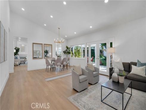 32 Deerwood E , Irvine, CA