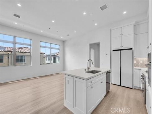 220  Ashby  , Irvine, CA