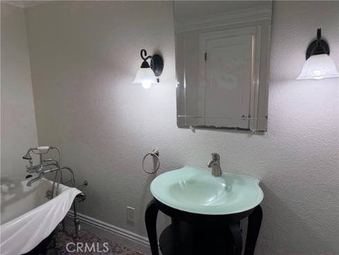 2253  Martin  , Irvine, CA