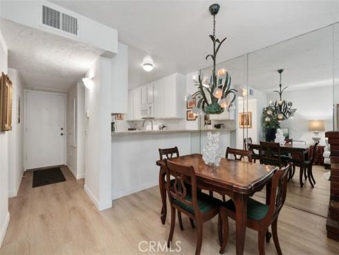 306 Tangelo 342 , Irvine, CA