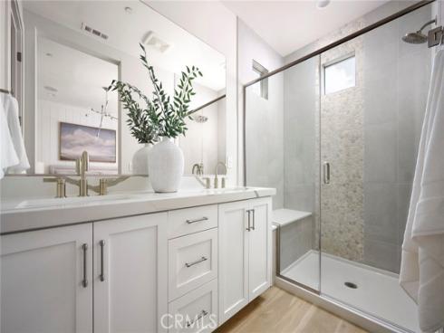171  Moody  , Irvine, CA