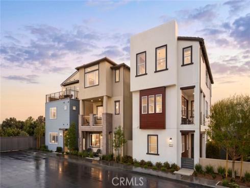 175 Moody , Irvine, CA