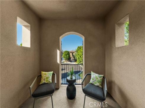 2  Conifer  , Irvine, CA